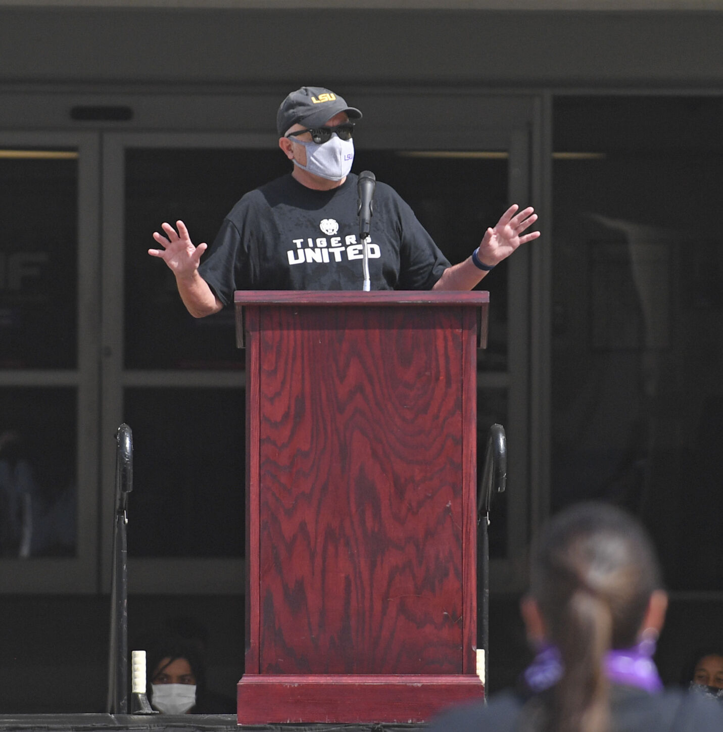BR.lsumarch.091320 HS 481.JPG